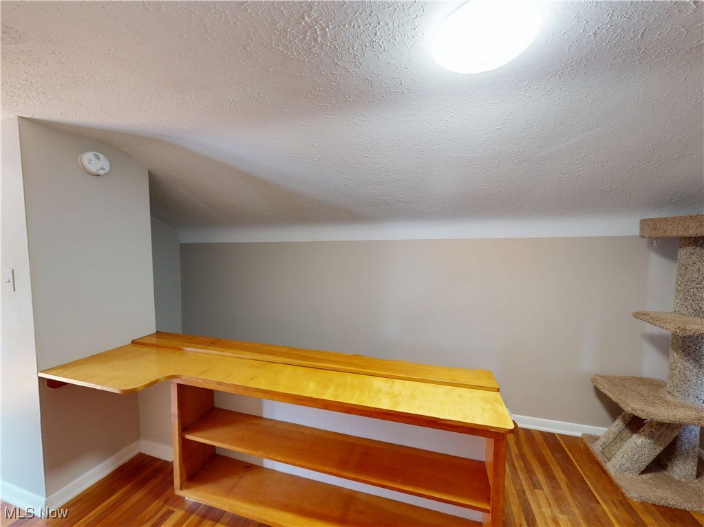 3585 Warren Road Cleveland OH 44111