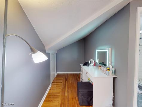 3585 Warren Road Cleveland OH 44111