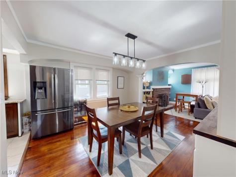 3585 Warren Road Cleveland OH 44111