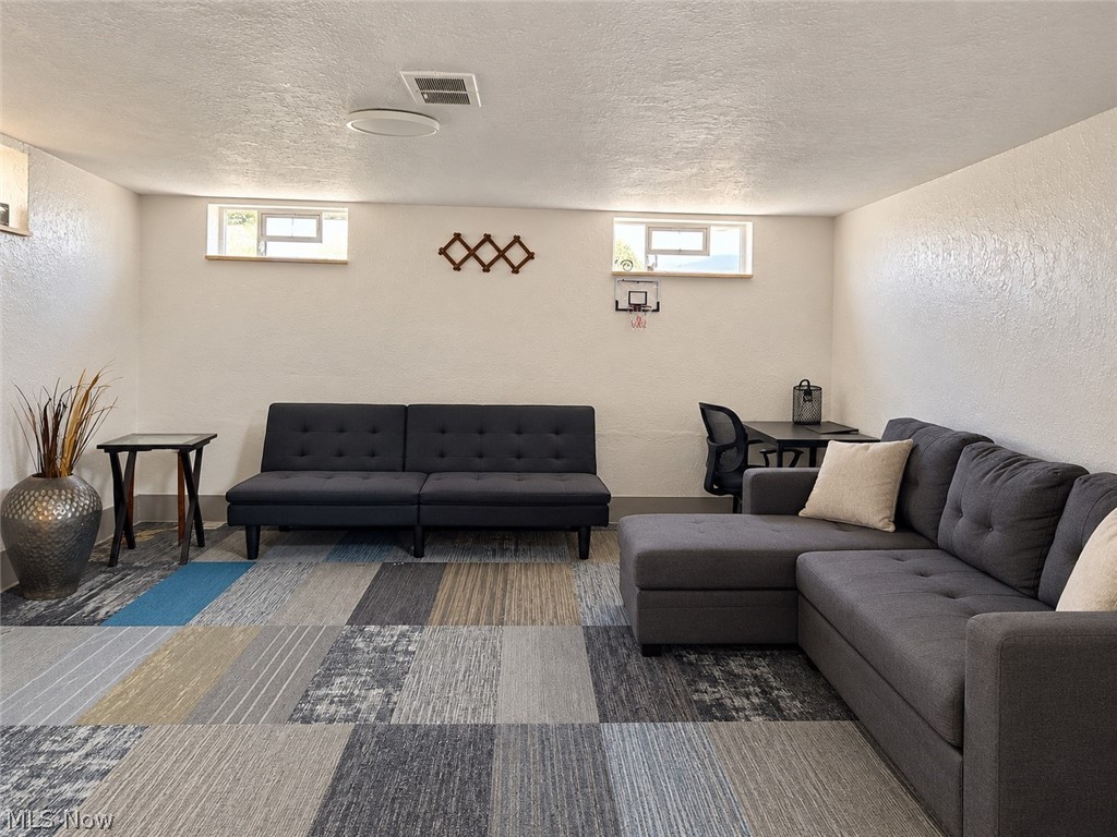 4234 Okalona Road South Euclid OH 44121
