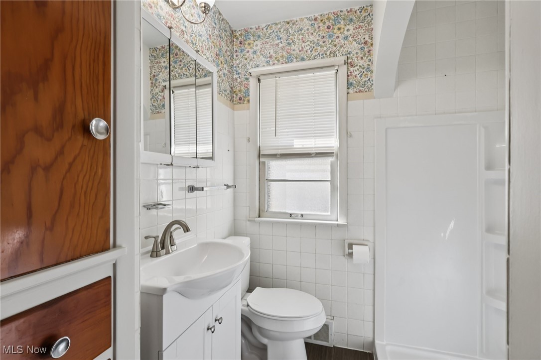 2780 Cory Avenue Akron OH 44314