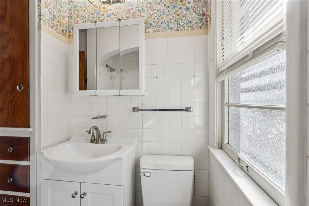 2780 Cory Avenue Akron OH 44314