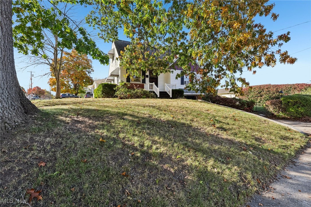 2780 Cory Avenue Akron OH 44314