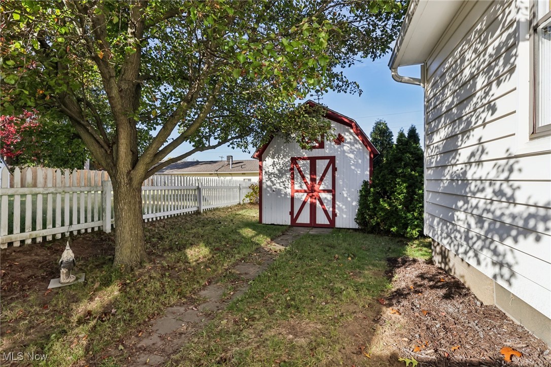 2780 Cory Avenue Akron OH 44314