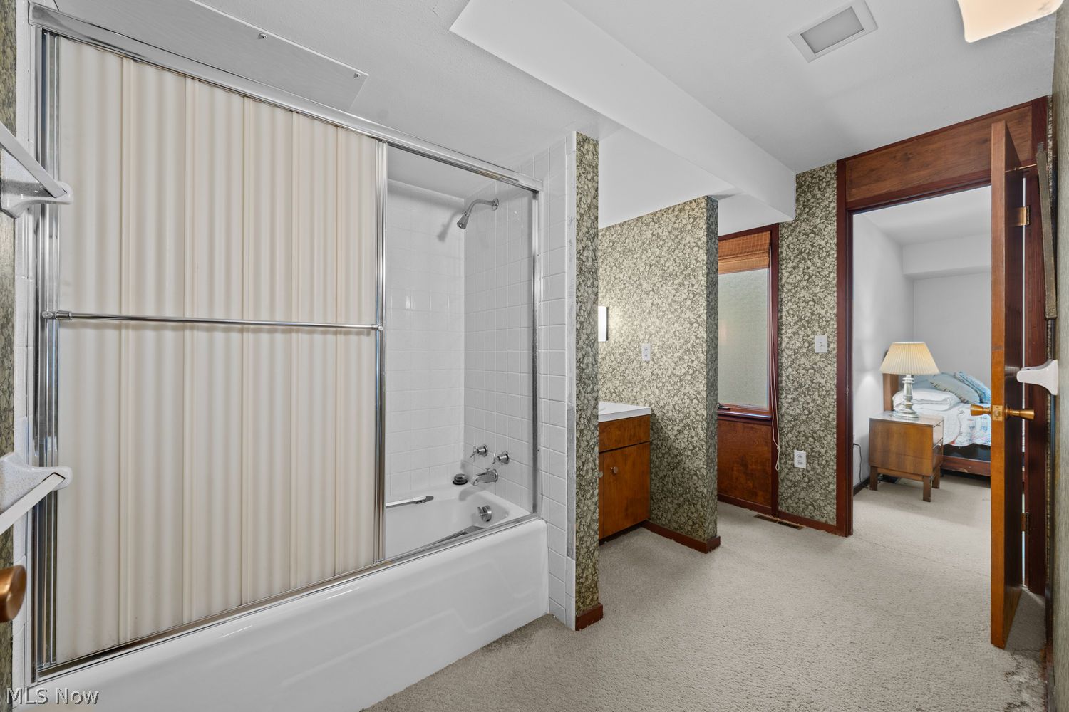 409 Burr Oak Drive Kent OH 44240