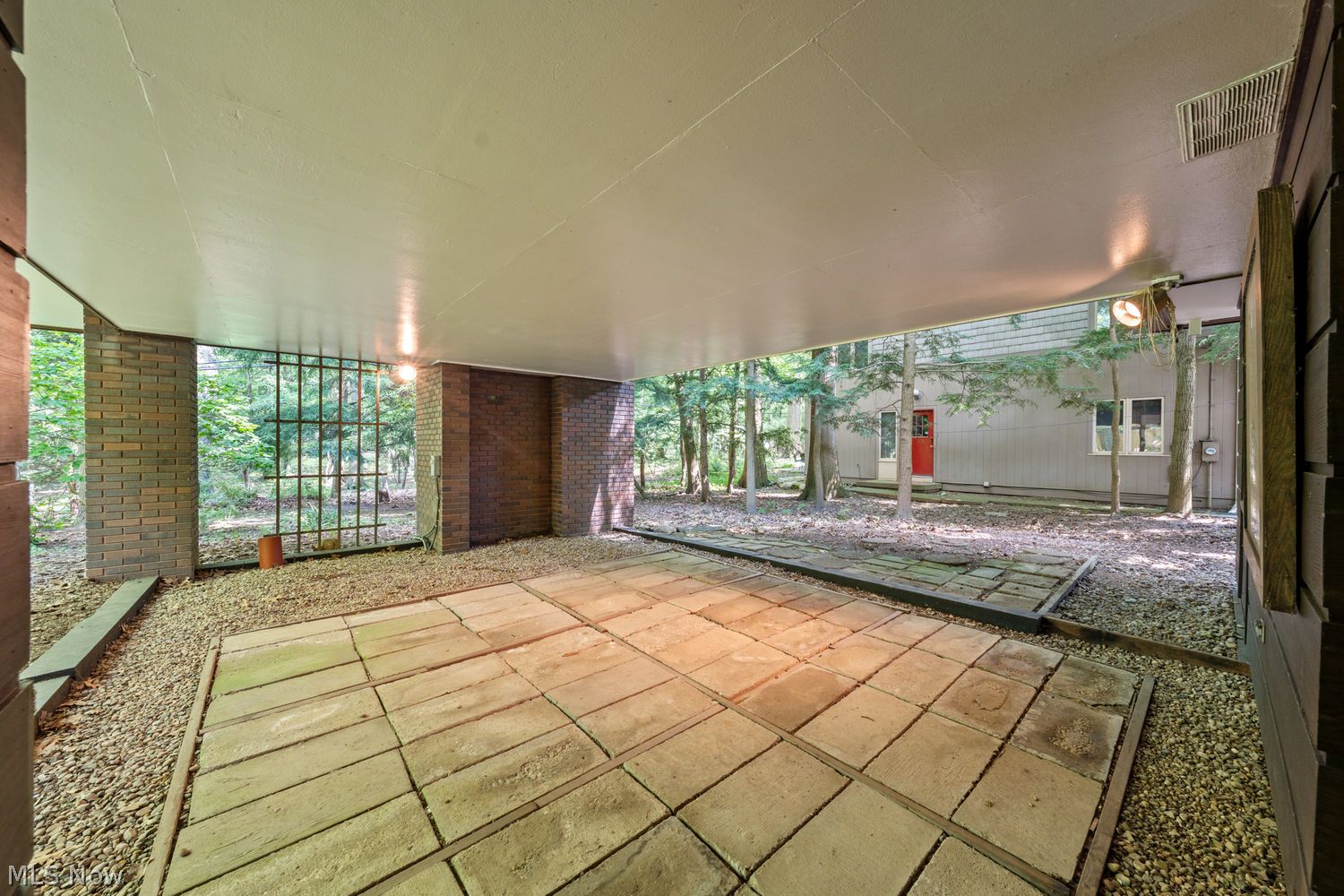 409 Burr Oak Drive Kent OH 44240