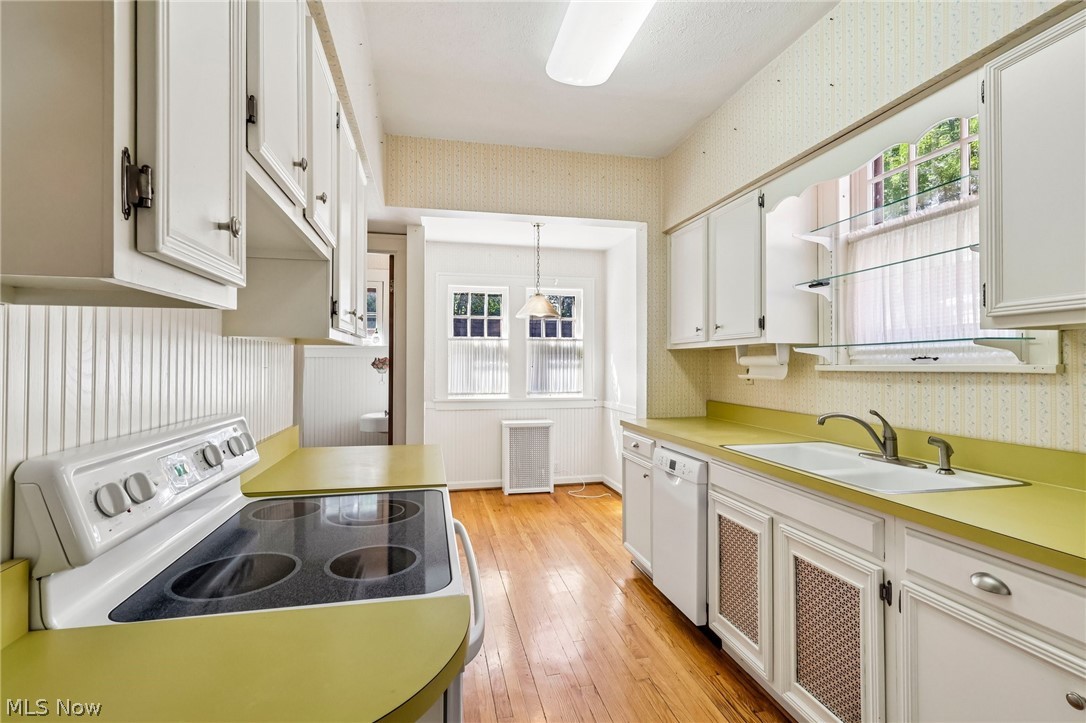 3392 Meadowbrook Boulevard Cleveland Heights OH 44118