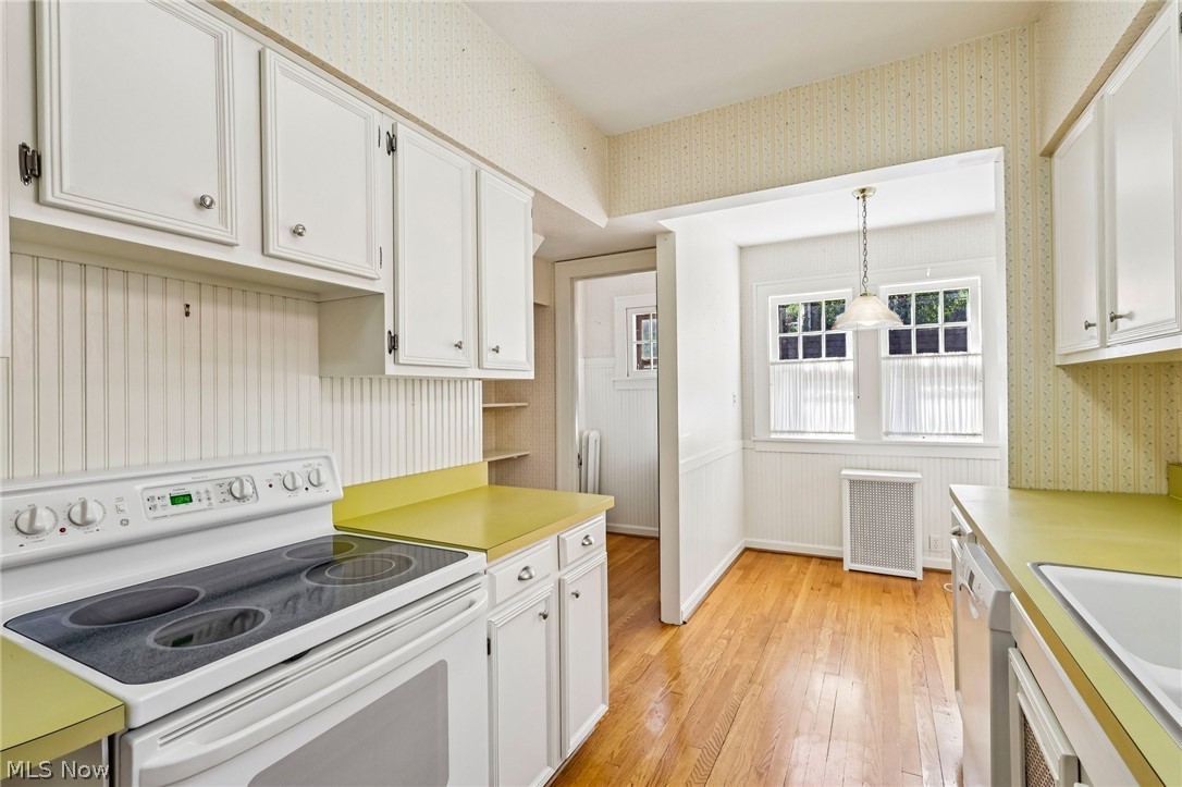3392 Meadowbrook Boulevard Cleveland Heights OH 44118