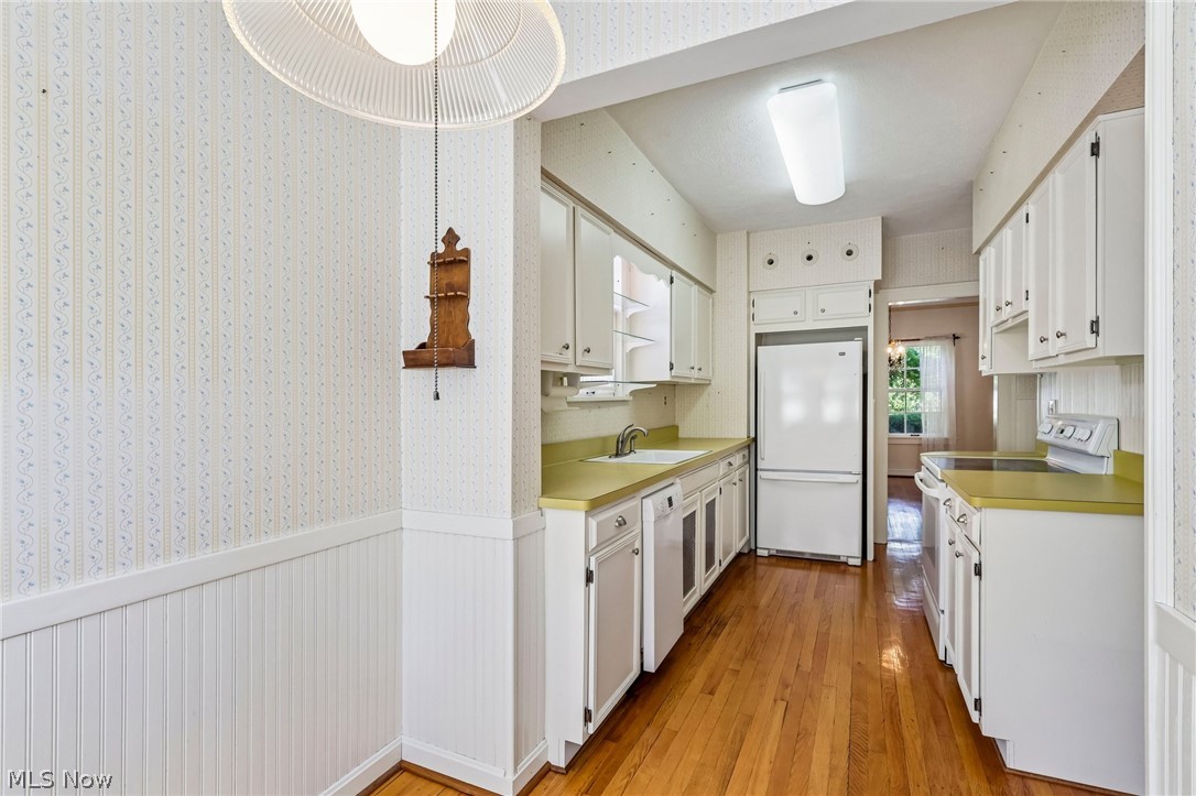 3392 Meadowbrook Boulevard Cleveland Heights OH 44118