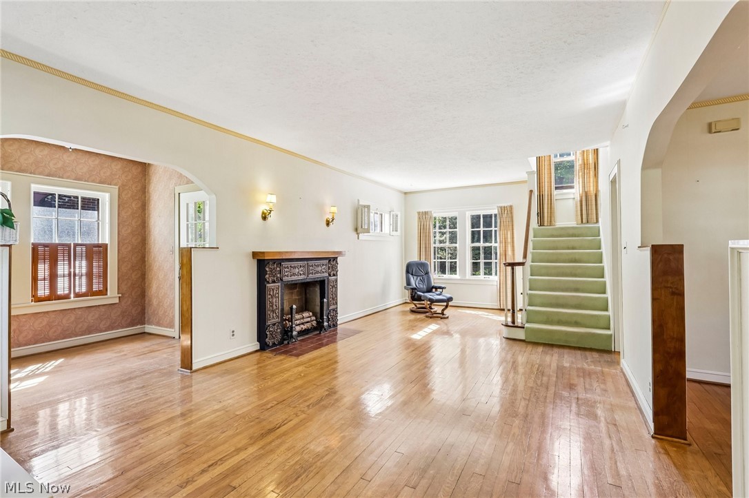 3392 Meadowbrook Boulevard Cleveland Heights OH 44118
