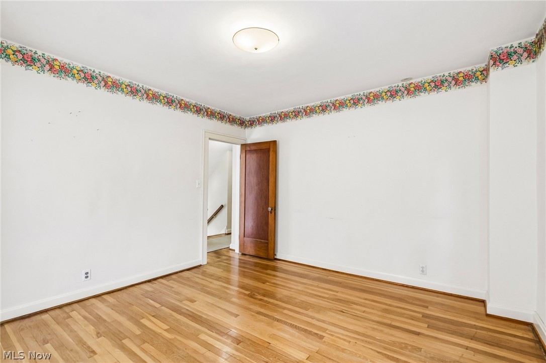3392 Meadowbrook Boulevard Cleveland Heights OH 44118