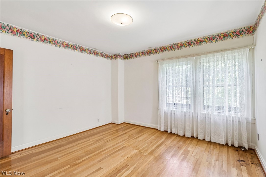 3392 Meadowbrook Boulevard Cleveland Heights OH 44118