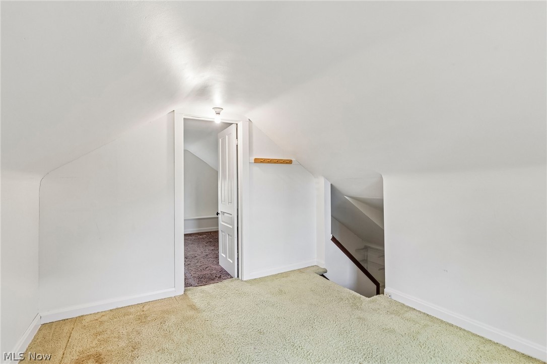 3392 Meadowbrook Boulevard Cleveland Heights OH 44118