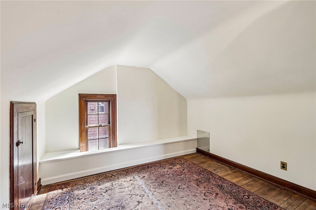 3392 Meadowbrook Boulevard Cleveland Heights OH 44118