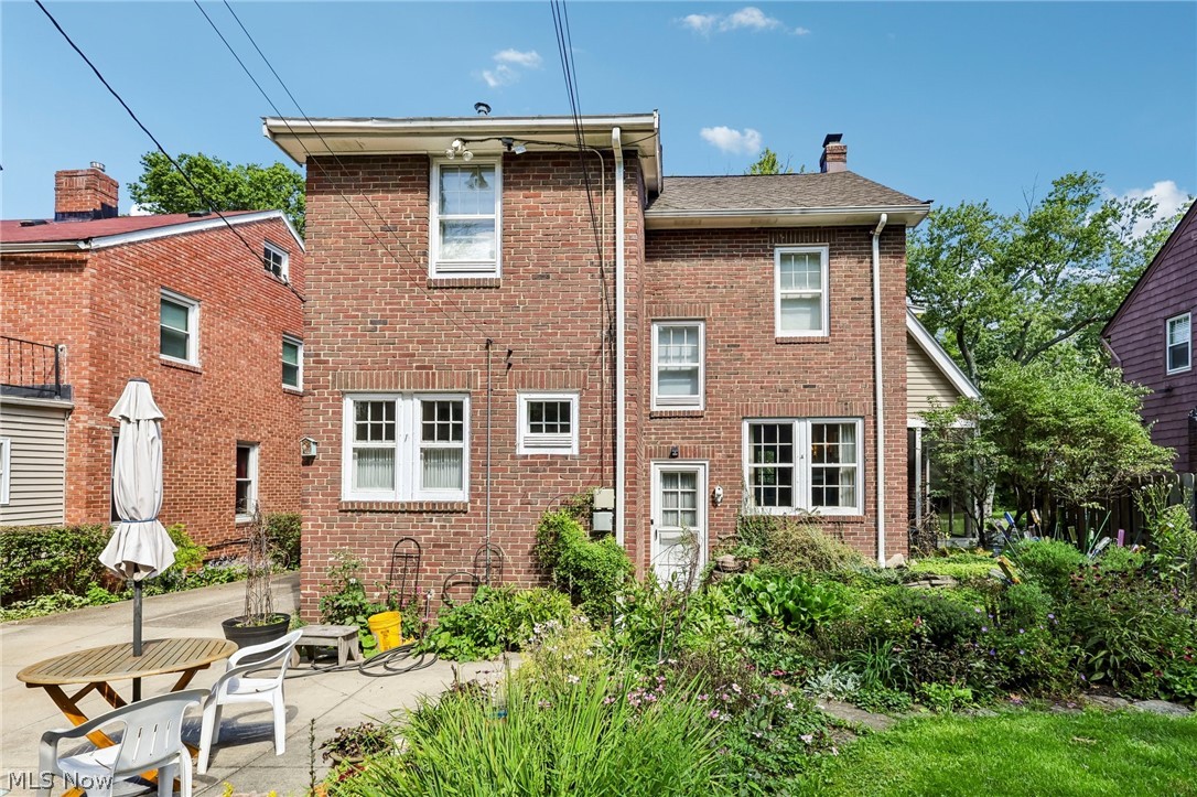 3392 Meadowbrook Boulevard Cleveland Heights OH 44118