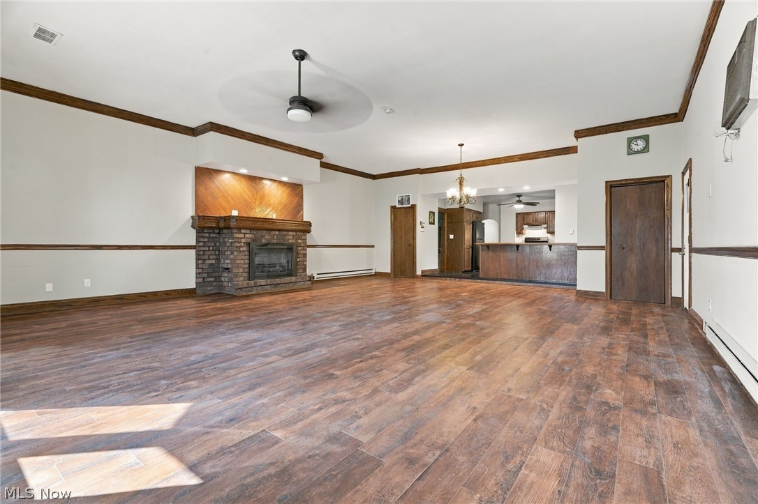 1953 Lawn Avenue Lowellville OH 44436