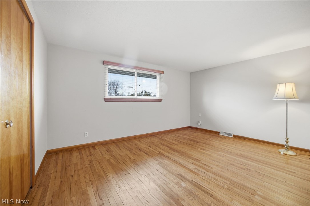 6033 Sweet Birch Drive Bedford Heights OH 44146