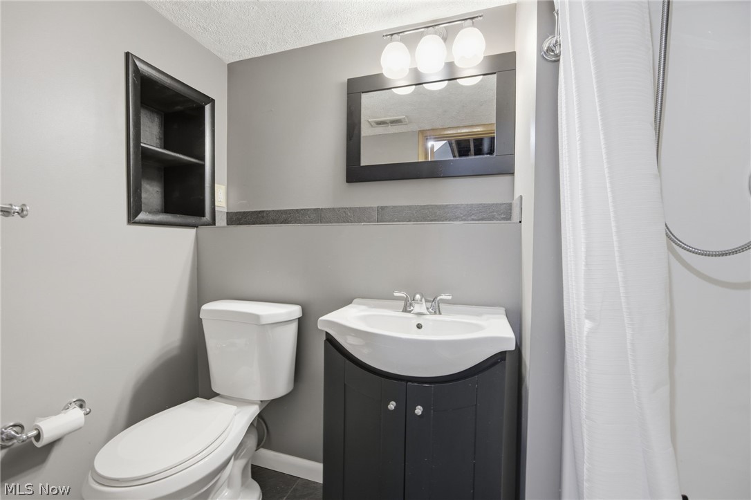 6033 Sweet Birch Drive Bedford Heights OH 44146