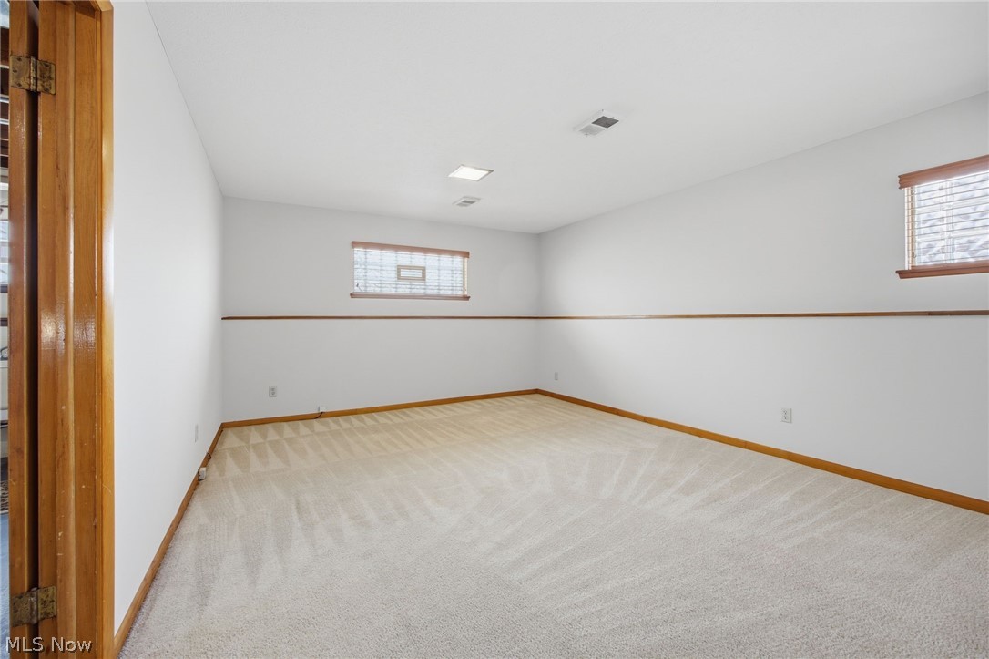 6033 Sweet Birch Drive Bedford Heights OH 44146