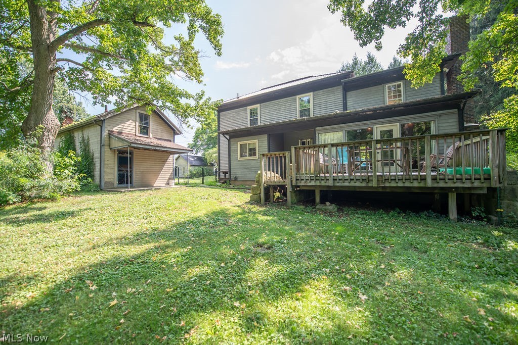 1685 N Orchard Road NE Bolivar OH 44612
