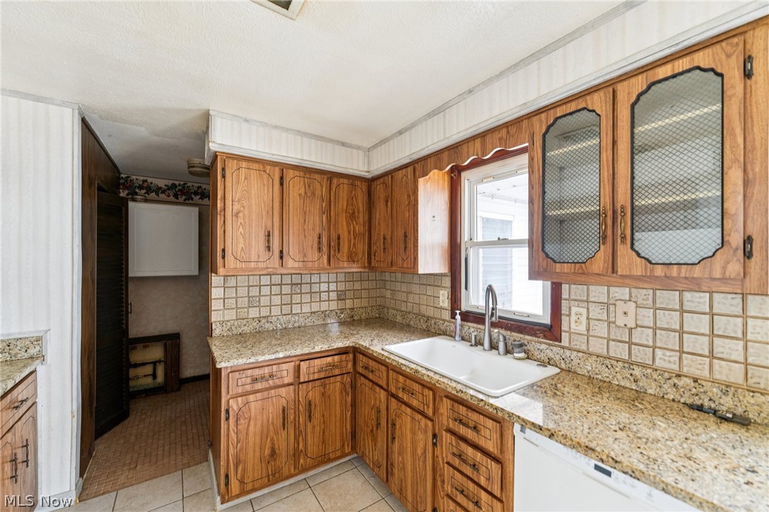 6135 Thistlewood Drive Mentor OH 44060