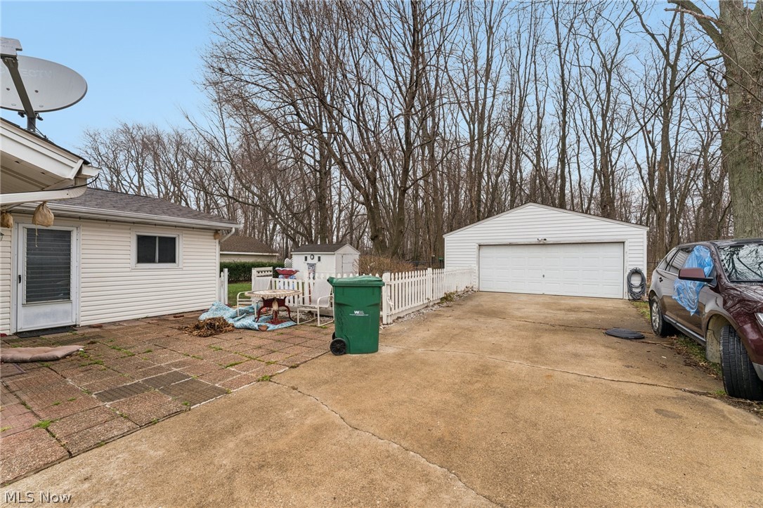 6135 Thistlewood Drive Mentor OH 44060