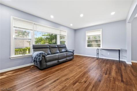 3471 Shannon Road Cleveland Heights OH 44118