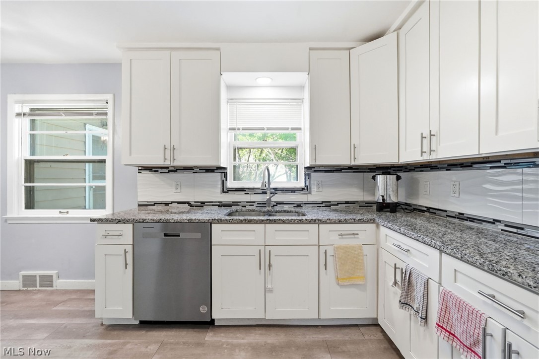 3471 Shannon Road Cleveland Heights OH 44118