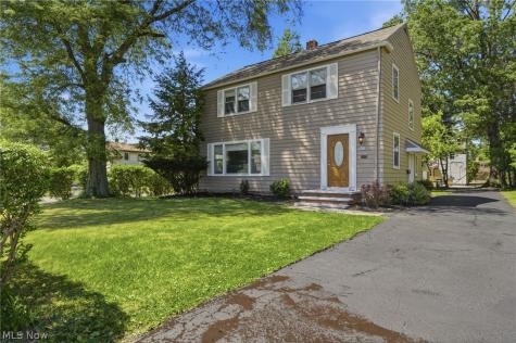 3471 Shannon Road Cleveland Heights OH 44118