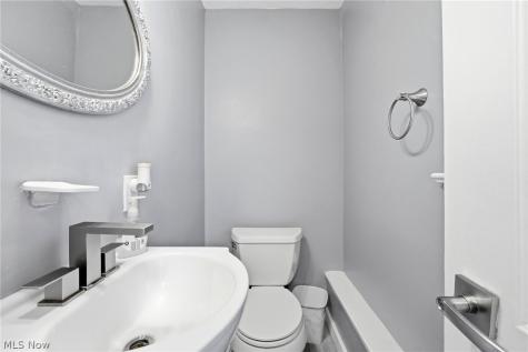3471 Shannon Road Cleveland Heights OH 44118