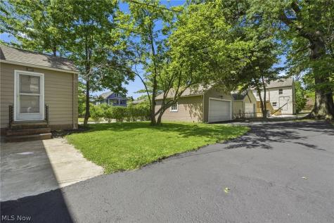 3471 Shannon Road Cleveland Heights OH 44118