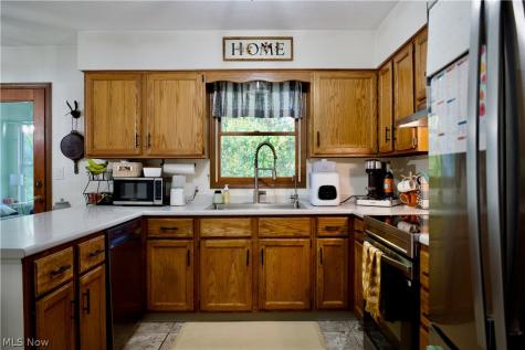 3114 List Street NW Massillon OH 44646
