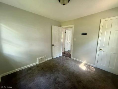 26470 Zeman Avenue Euclid OH 44132