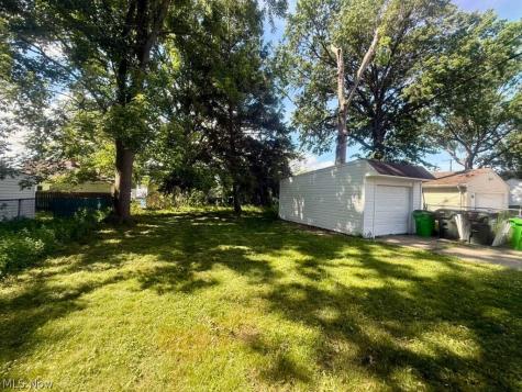 26470 Zeman Avenue Euclid OH 44132