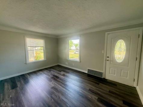 26470 Zeman Avenue Euclid OH 44132