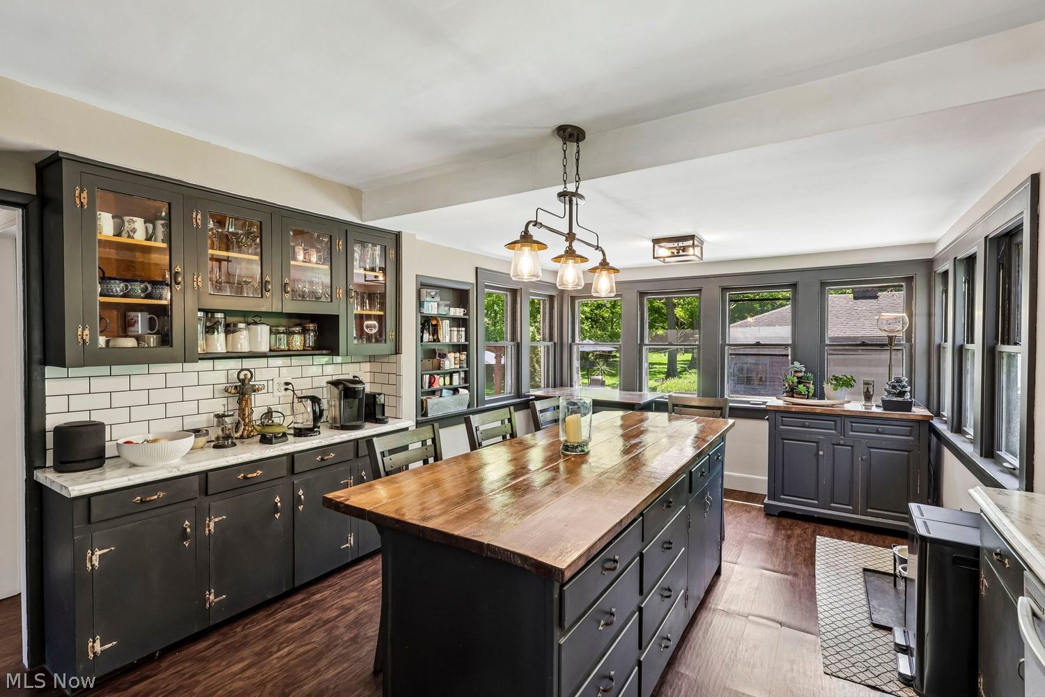 19449 Westwood Drive Strongsville OH 44149