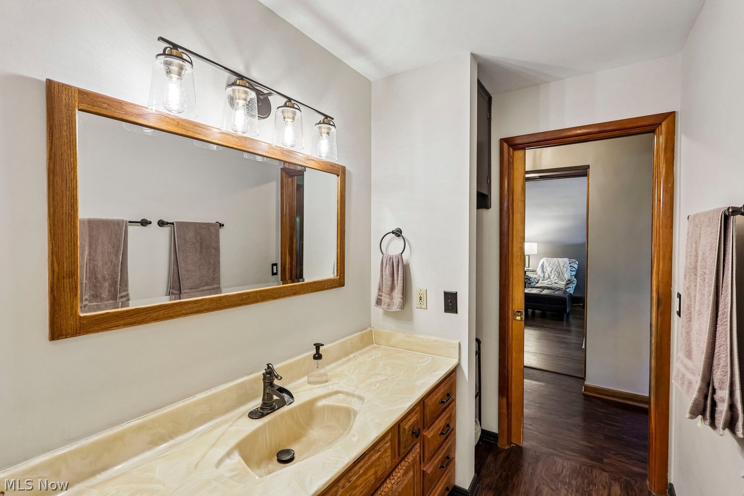 19449 Westwood Drive Strongsville OH 44149