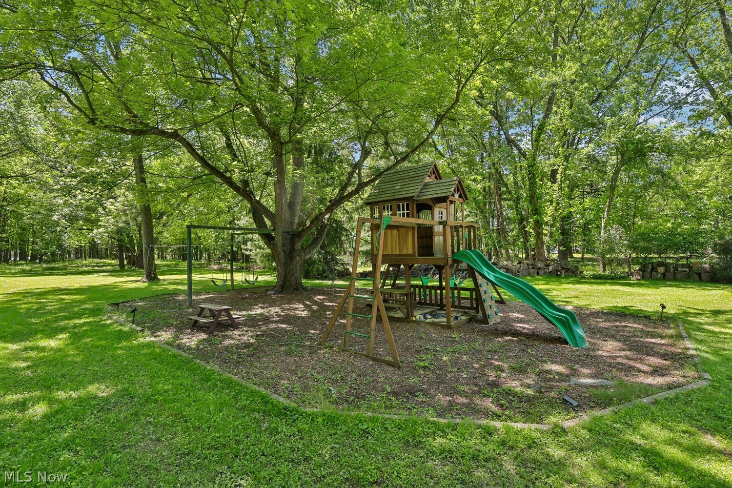 19449 Westwood Drive Strongsville OH 44149