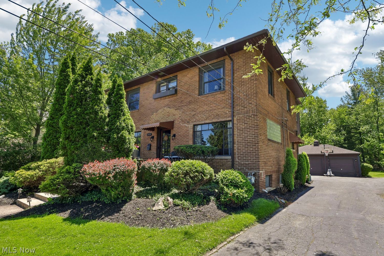 19449 Westwood Drive Strongsville OH 44149