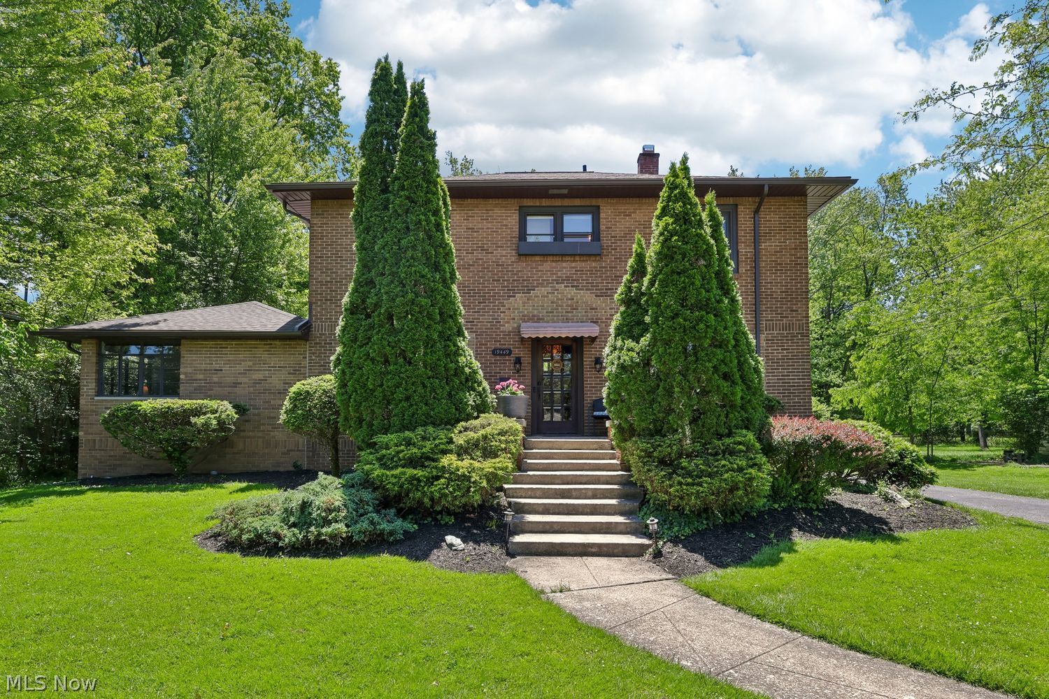 19449 Westwood Drive Strongsville OH 44149