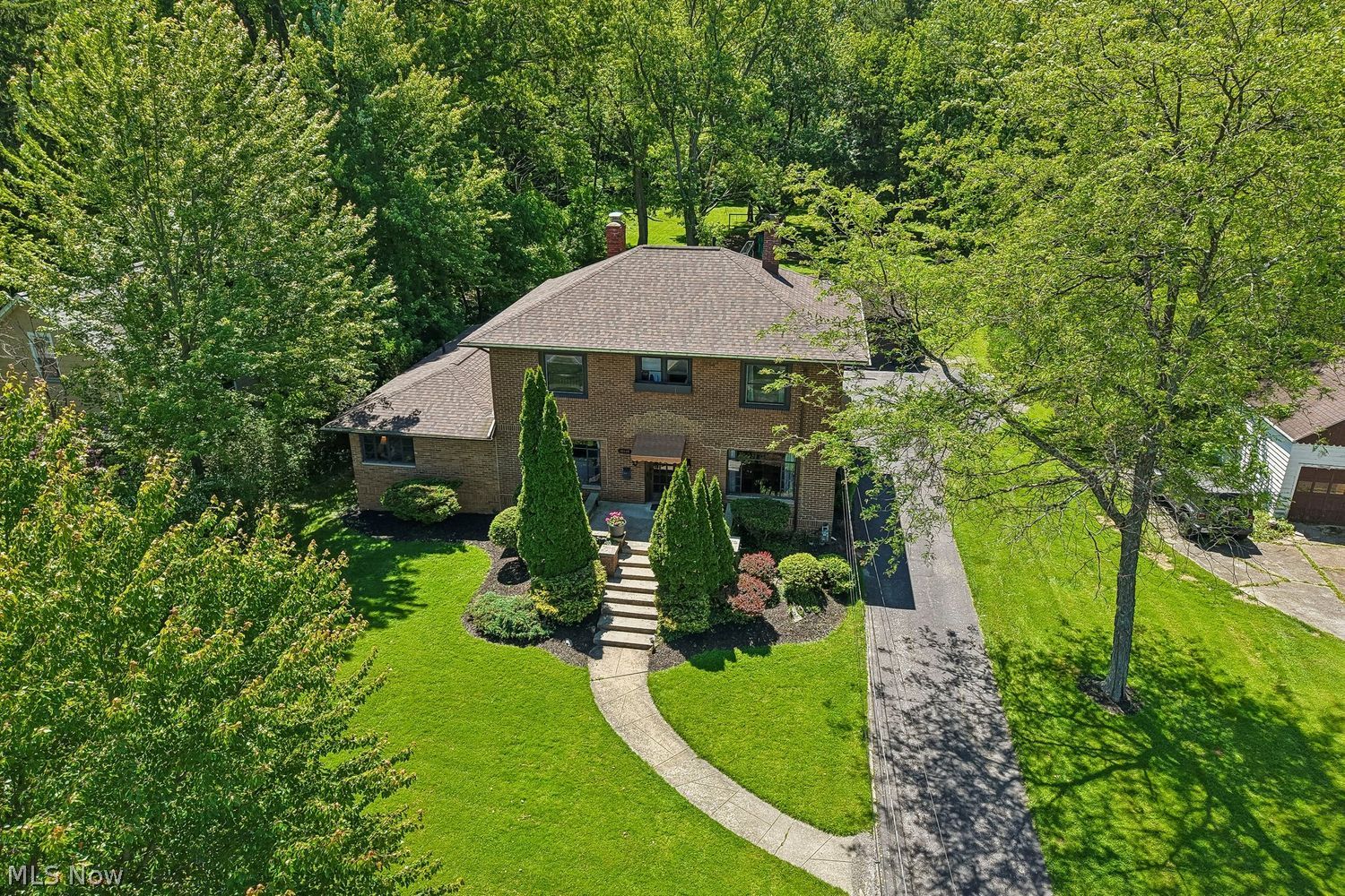 19449 Westwood Drive Strongsville OH 44149