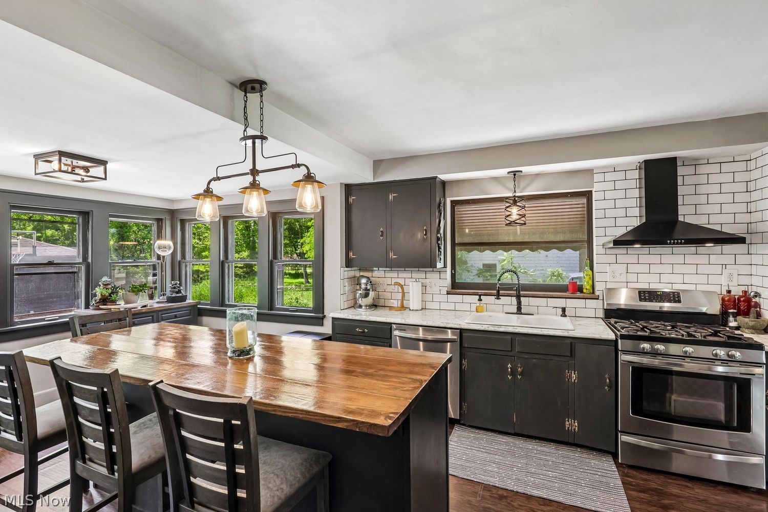 19449 Westwood Drive Strongsville OH 44149