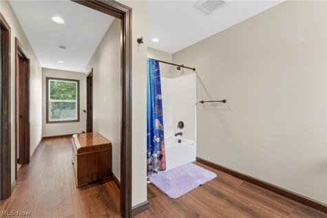 427 W Oak Street Orrville OH 44667