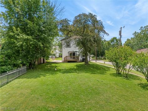 427 W Oak Street Orrville OH 44667