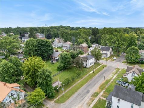 427 W Oak Street Orrville OH 44667