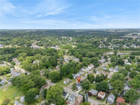 427 W Oak Street Orrville OH 44667