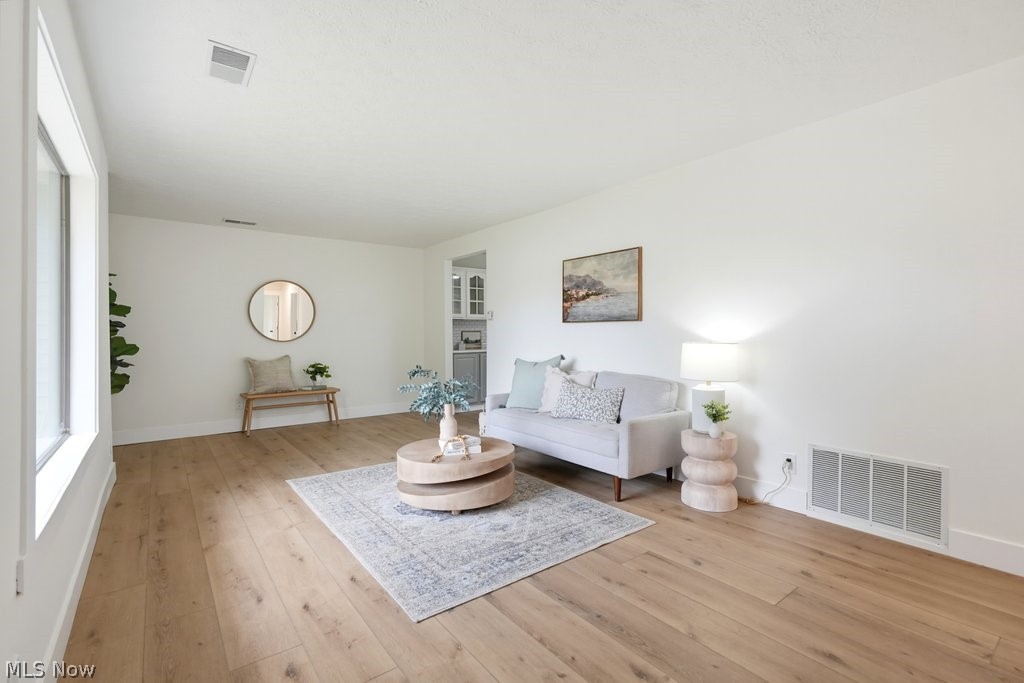 2953 N Prior Road Coventry OH 44319