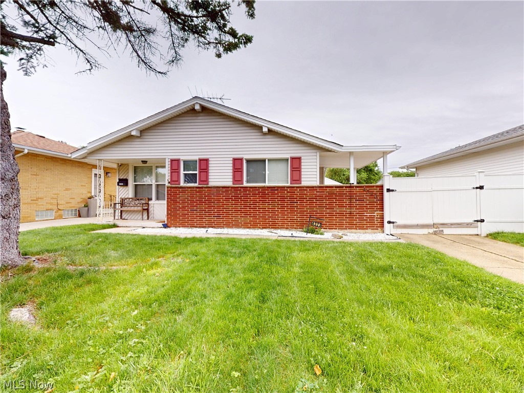 4323 Valleyside Road Cleveland OH 44135