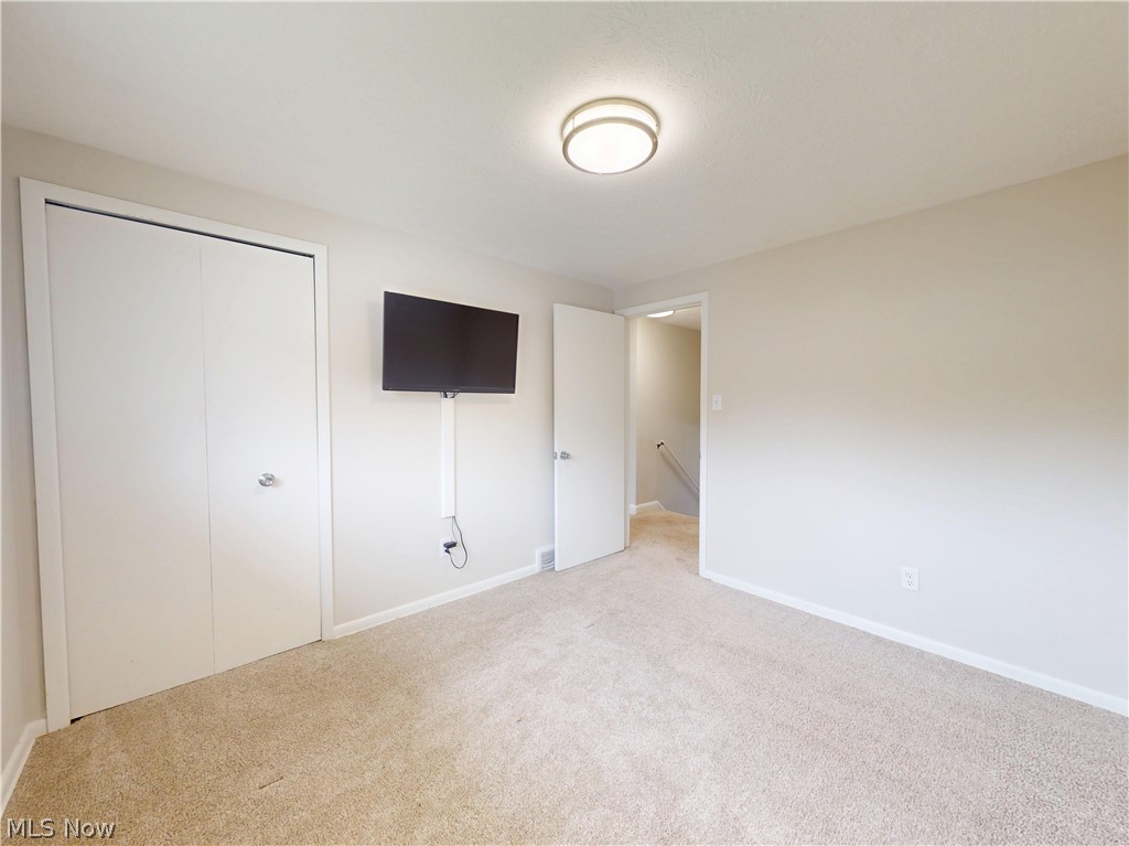 4323 Valleyside Road Cleveland OH 44135