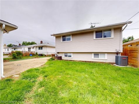 4323 Valleyside Road Cleveland OH 44135